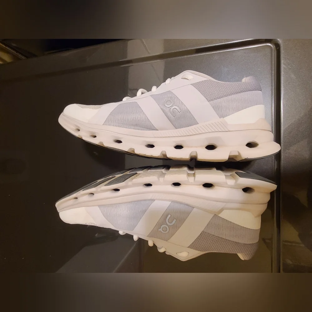 On Running White Sneakers - Picture 5 of 7